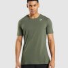 衣類 Gymshark 必須のTシャツ コアオリーブ 男性 T2X264656